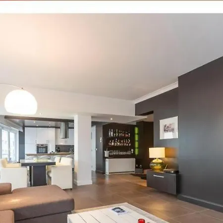 Luxe Apartment