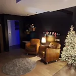 Luxe 아파트
